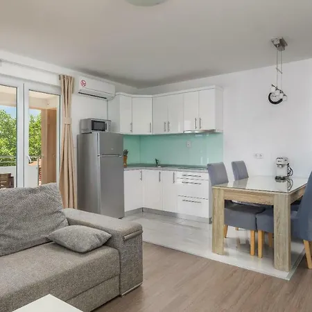 Apartment Noah - Iva I Matea